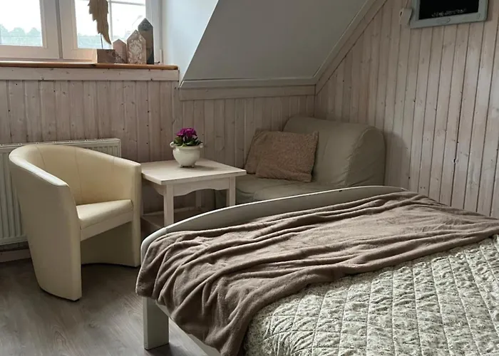 Gosciniec Strzecha Pensionat Kąty Rybackie