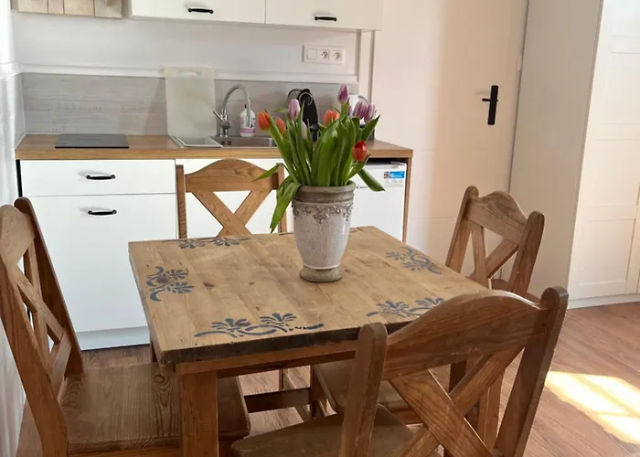 Gosciniec Strzecha Pensionat Kąty Rybackie